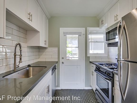 4th image of 4408 Alabama St