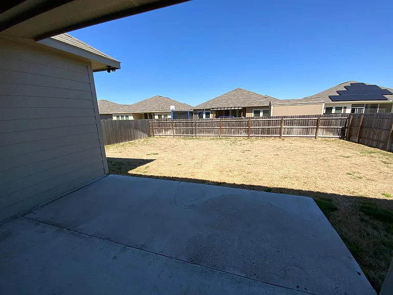 822 Wyndcrest Dr — Photo 19