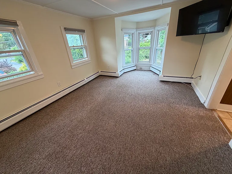 16 Covell Ave #2 — Photo 6