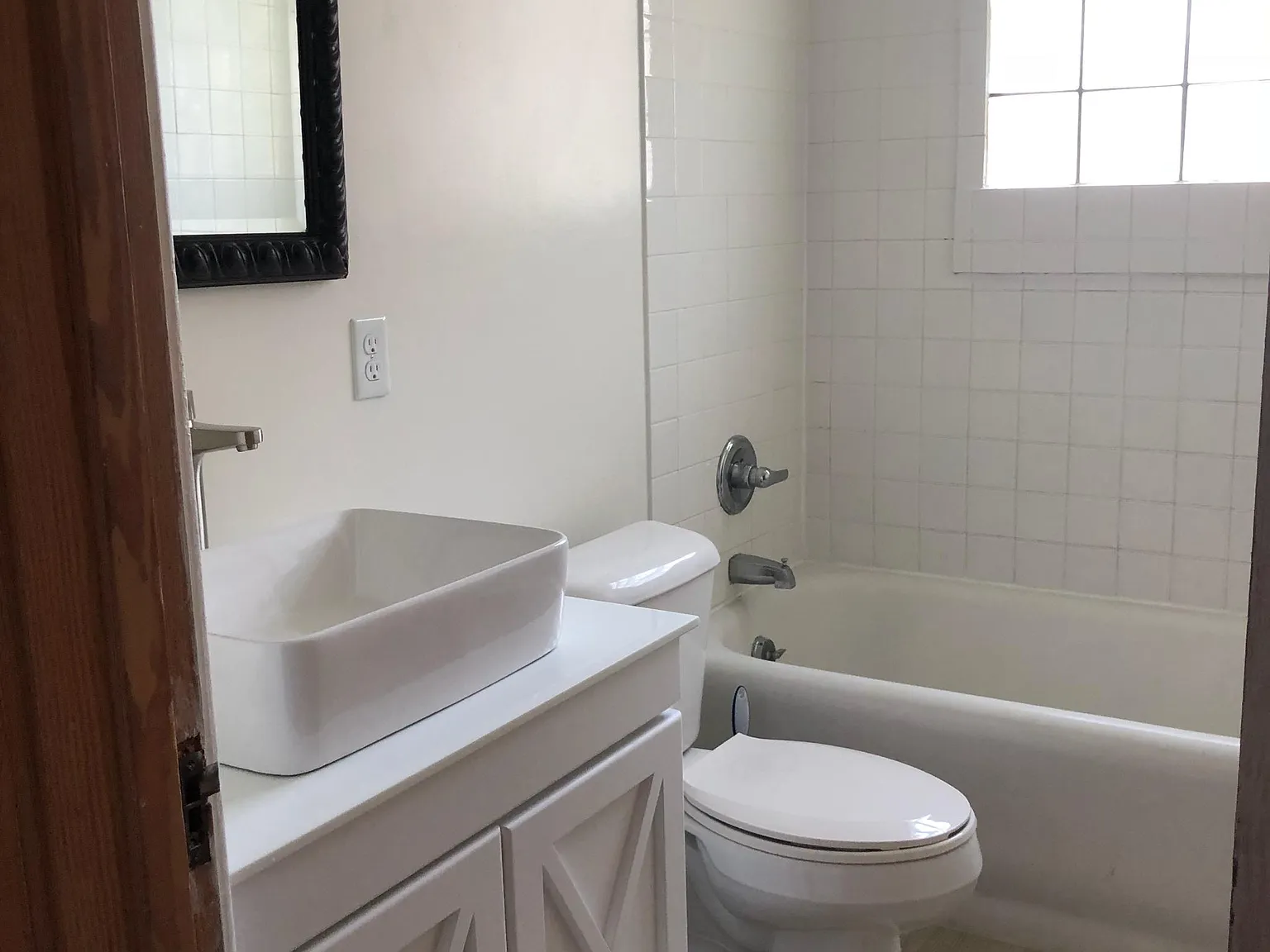 7 bed, 2784 sqft, $2,700 — Photo 3