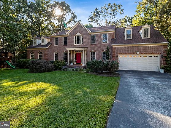 2nd image of 503 Pinefield Dr