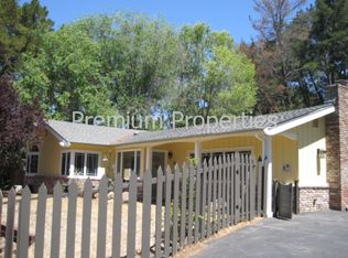 19 Estates Dr, Orinda, CA 94563