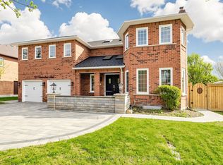 93 Timberline Trl, Aurora, ON L4G 6A1