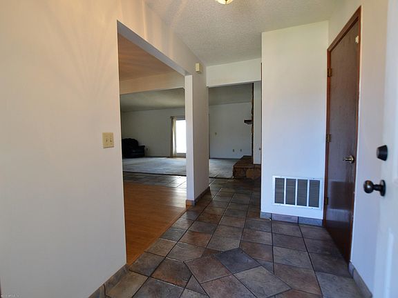 3rd image of 10949 Chesapeake Ln