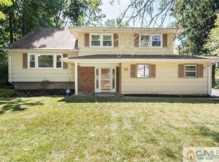 12 Pendleton Pl, Edison, NJ 08820