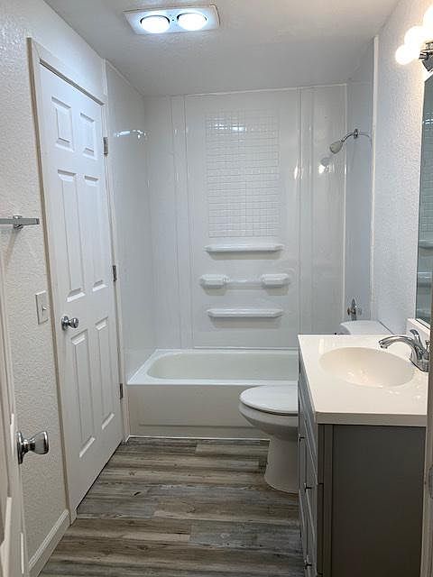1st image of 2625 Lincoln Way APT E24