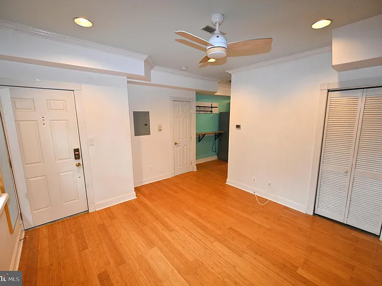 550 Hobart Pl NW #2 — Photo 6