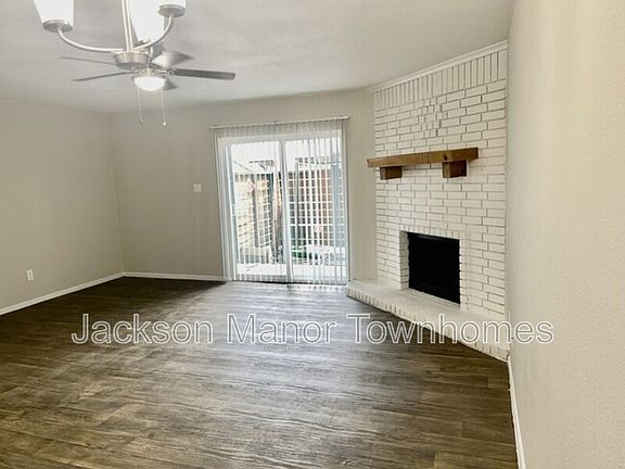 4th image of 3000 Webb Ave APT 702