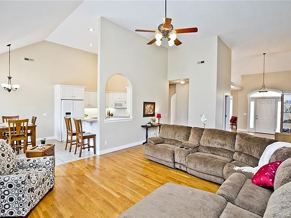 5th image of 4404 W Braymore Dr