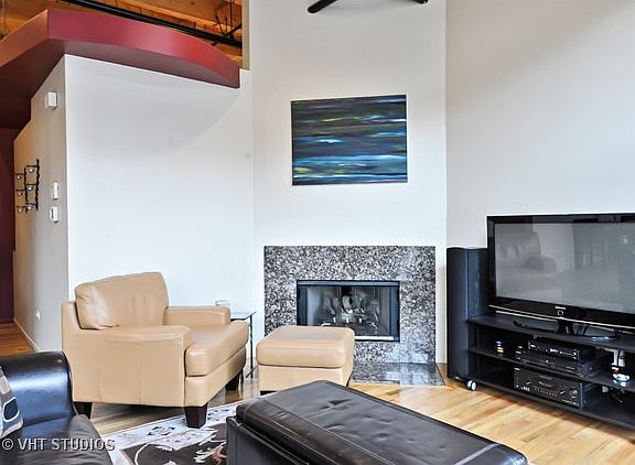 3rd image of 2300 W Wabansia Ave APT 130