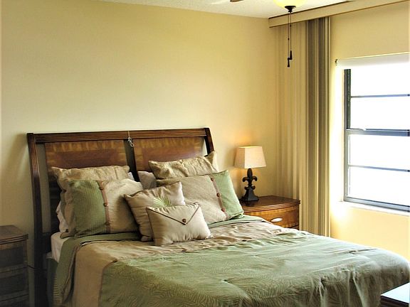 5th image of 3200 N Highway A1a APT 1002