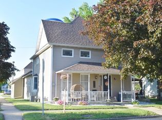 120 W 2nd St, Sumner, IA 50674