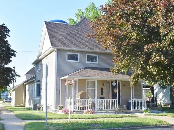 120 W 2nd St, Sumner, IA 50674