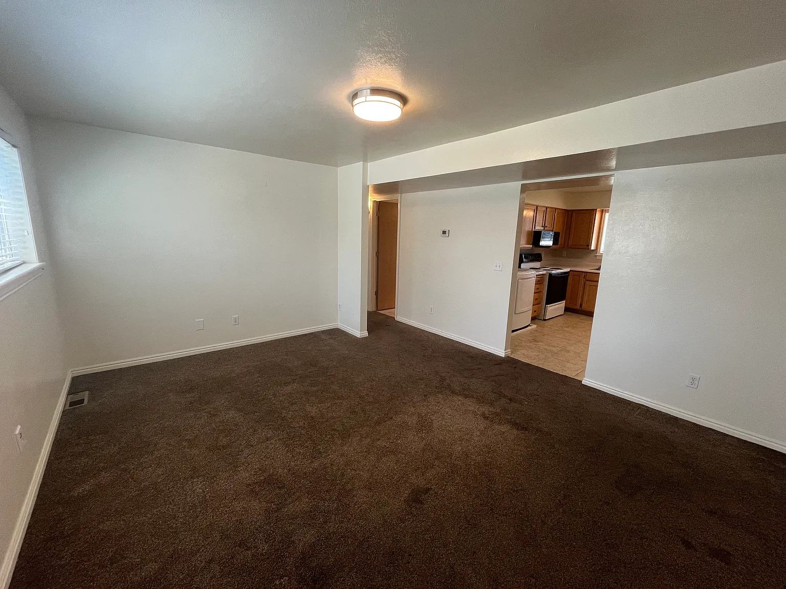 2 bed, 800 sqft, $1,295 — Photo 2