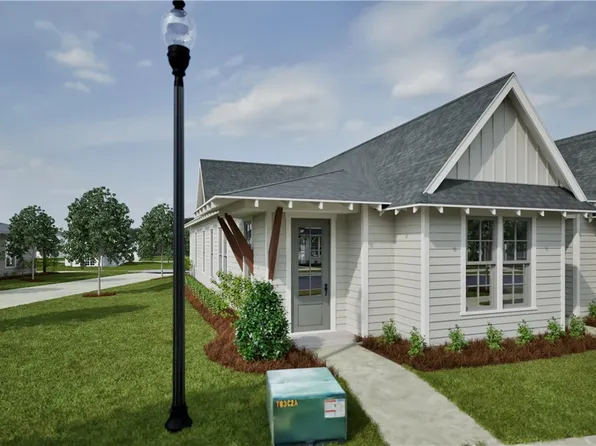 155 Summer St, Opelika, AL 36804