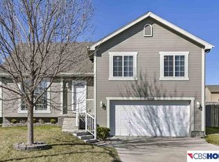 18036 Olive St, Omaha, NE 68136