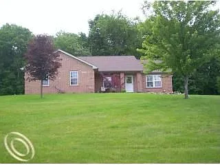 5252 Jamerlea Ln photo 1