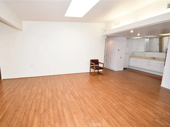 1842 Thunderbird Dr APT 1A, Seal Beach, CA 90740