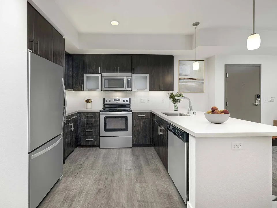 Sona Glendale