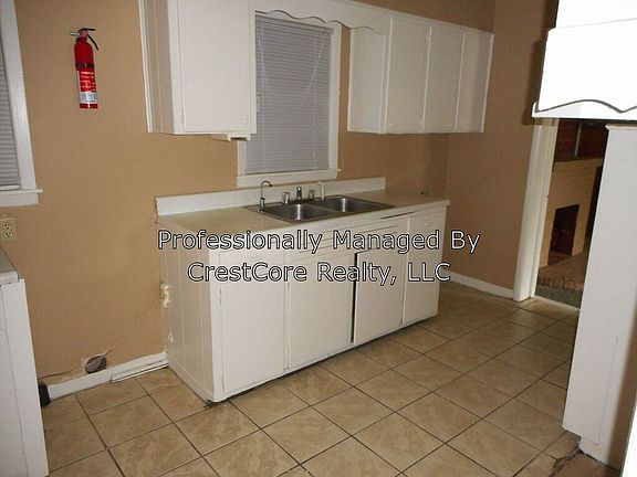4th image of 5006 Owen Ave