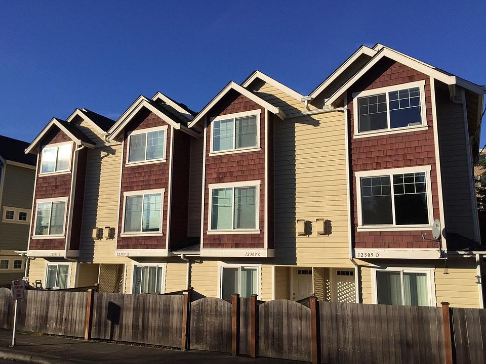 1st image of 12309 10th Pl NE APT C