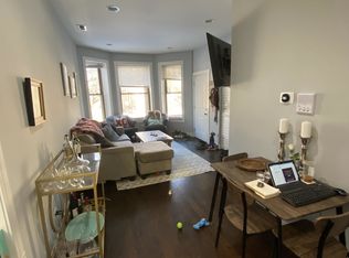 2225 W Rice St #1F, Chicago, IL 60622