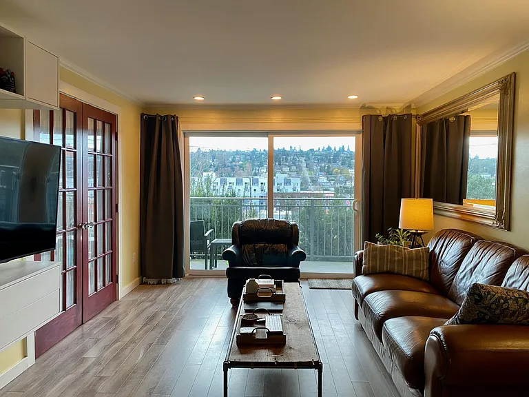3053 14th Ave W #1 — Photo 3