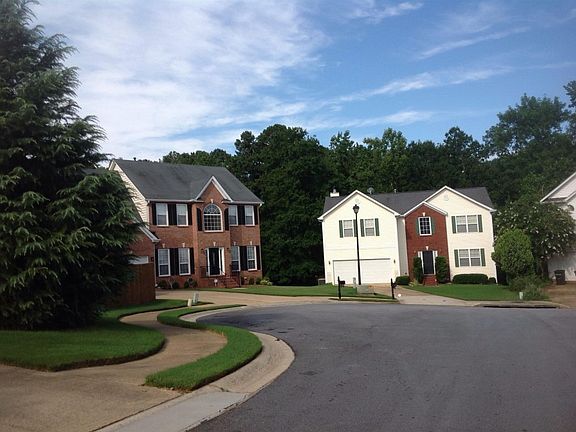4th image of 227 Harrowood Ln