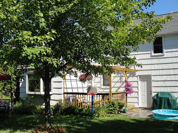 4th image of 131 Shelbourne Rd