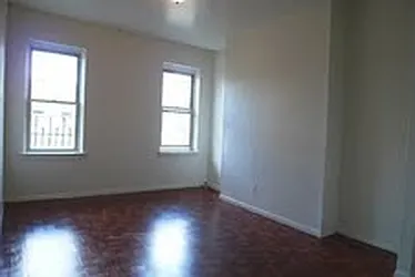 Rented by Raz Realty