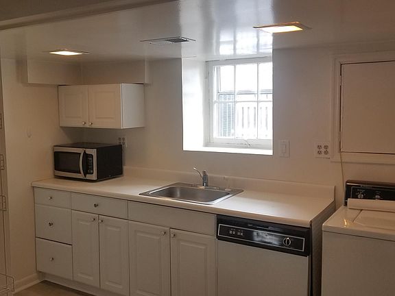 5th image of 1012 20th St S APT B