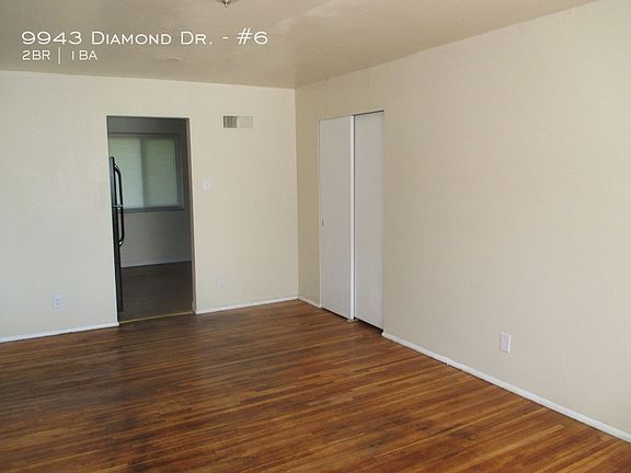 3rd image of 9943 Diamond Dr APT 6