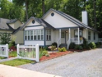 2nd image of 19 Mary Elizabeth Dr