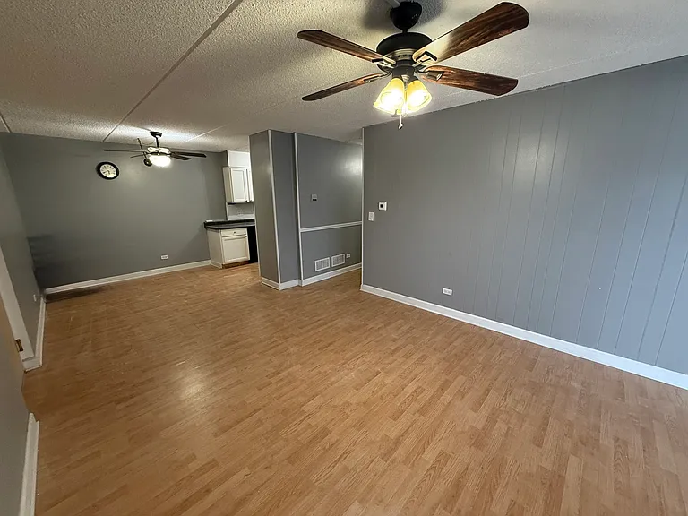 259 Stoneybrook Ln #2B — Photo 6