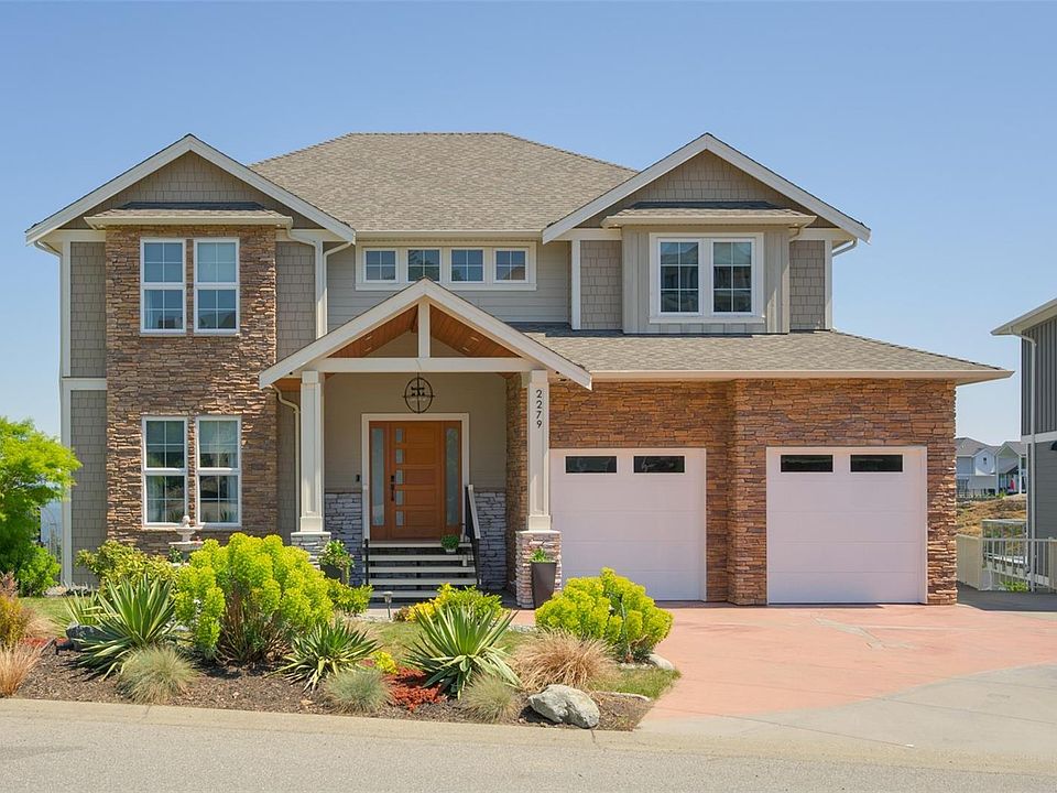 1st image of 2279 Nicklaus Dr