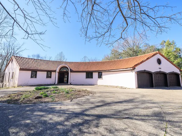 1414 E Rhorer Rd, Bloomington, IN 47401