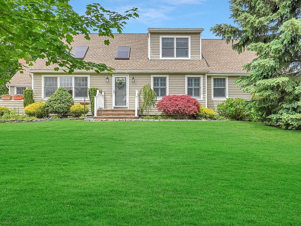 1st image of 25 Cedar Pl