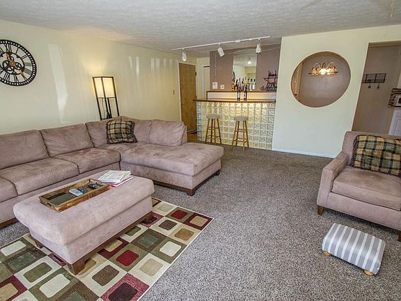 4th image of 9821 Sunrise Blvd Unit 2