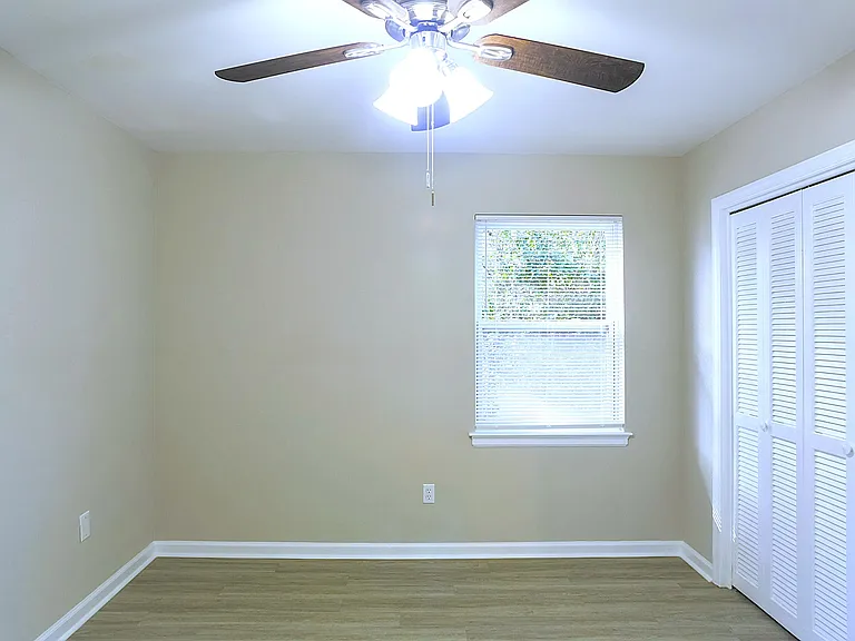 11304 Largo Dr — Photo 27