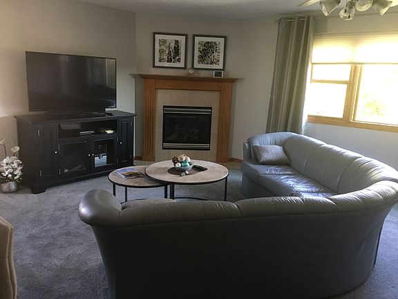 3rd image of 7900 Phares Dr