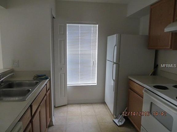 3rd image of 4069 Dolphin Dr