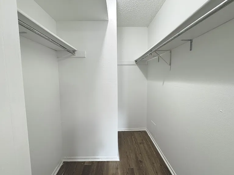 7324 Menlo Dr — Photo 15
