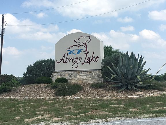 3rd image of 104 Abrego Knol Dr