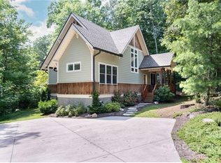 114 Cisco Rd, Asheville, NC 28805