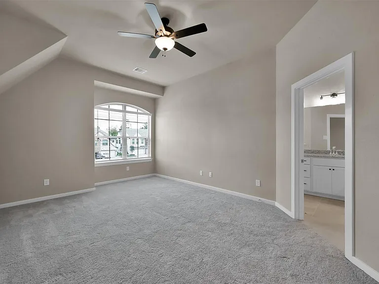 543 Longleaf Pine Dr — Photo 9