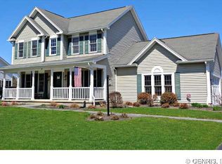 4 Pride St, Honeoye Falls, NY 14472