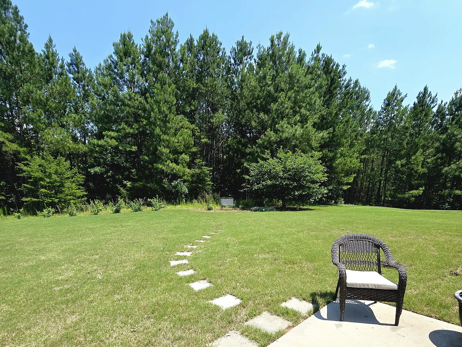 3 bed, 1322 sqft, $2,150 — Photo 3