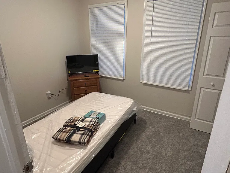 13828 Woodland Dr — Photo 6