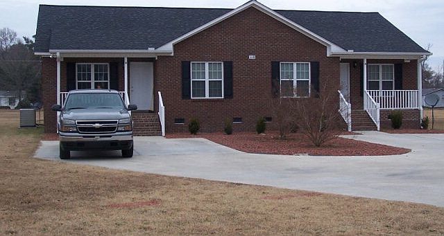 1st image of 163 Gurley Ave