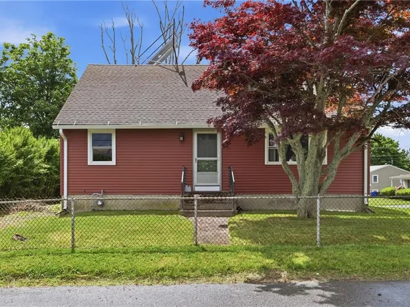 129 Dewolf Ave, Bristol, RI 02809